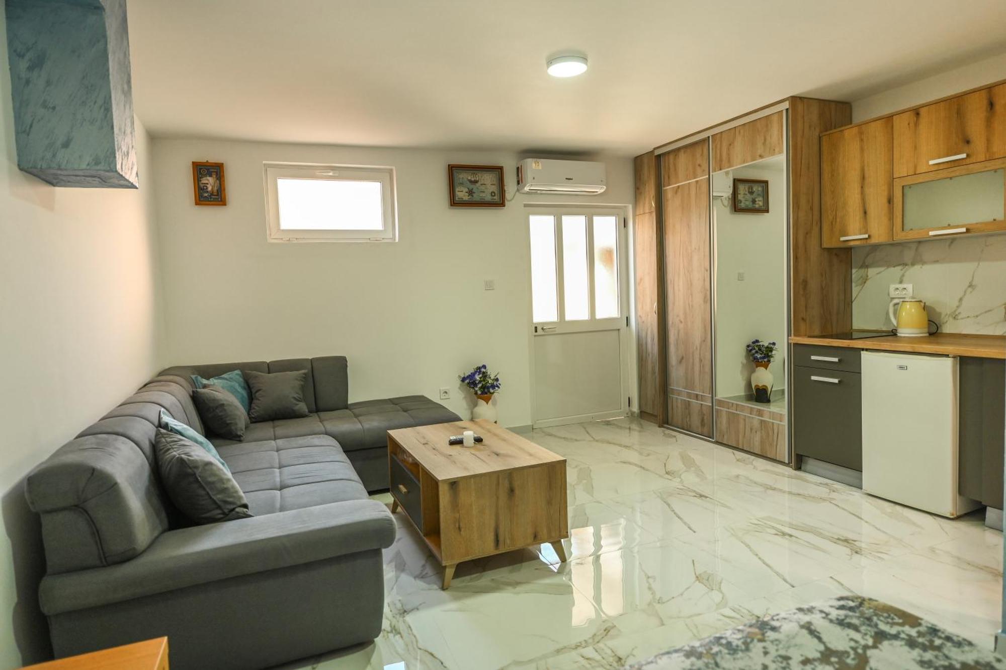 Villa Lux Rajovic Budva Bagian luar foto