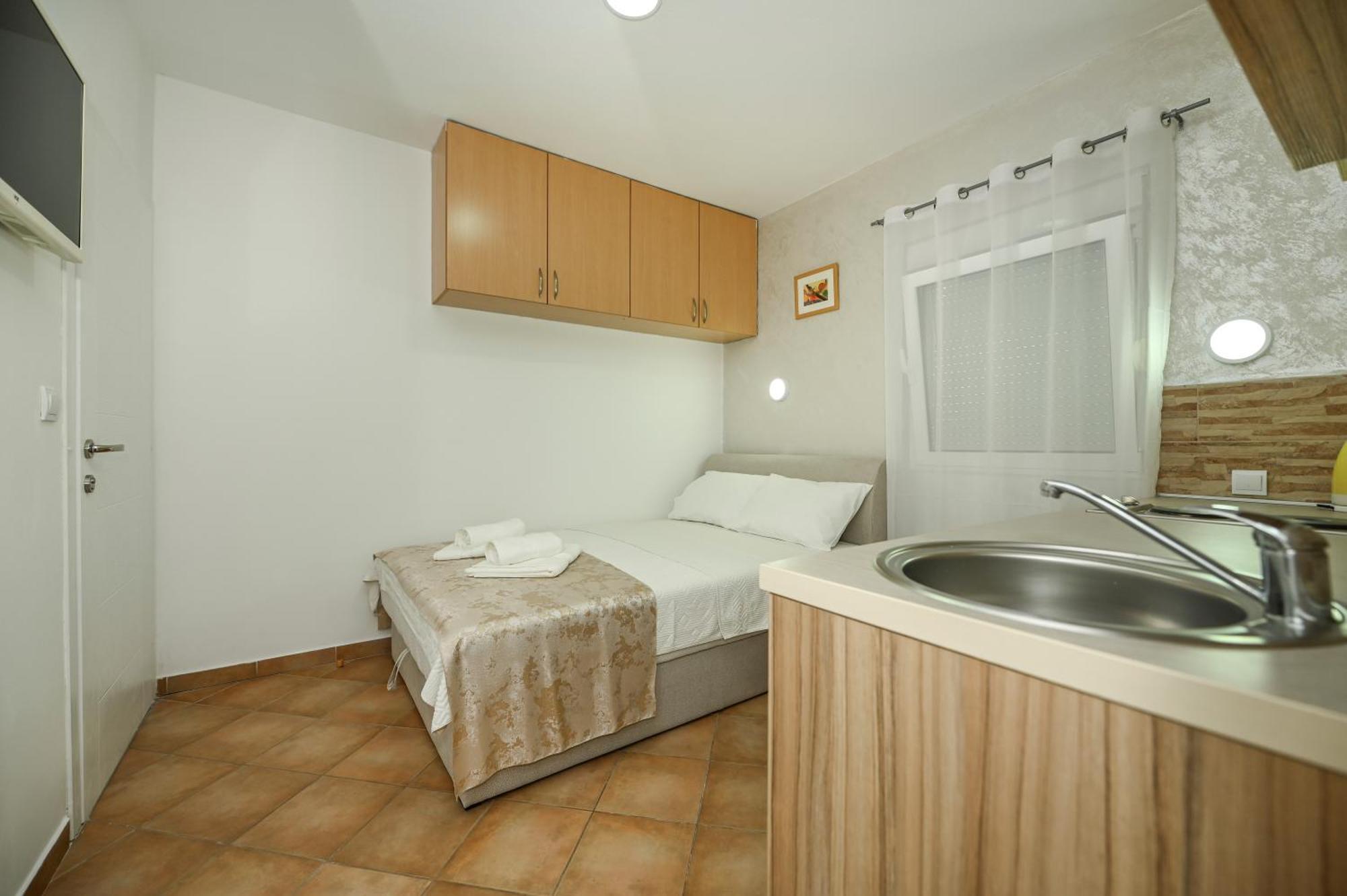 Villa Lux Rajovic Budva Bagian luar foto