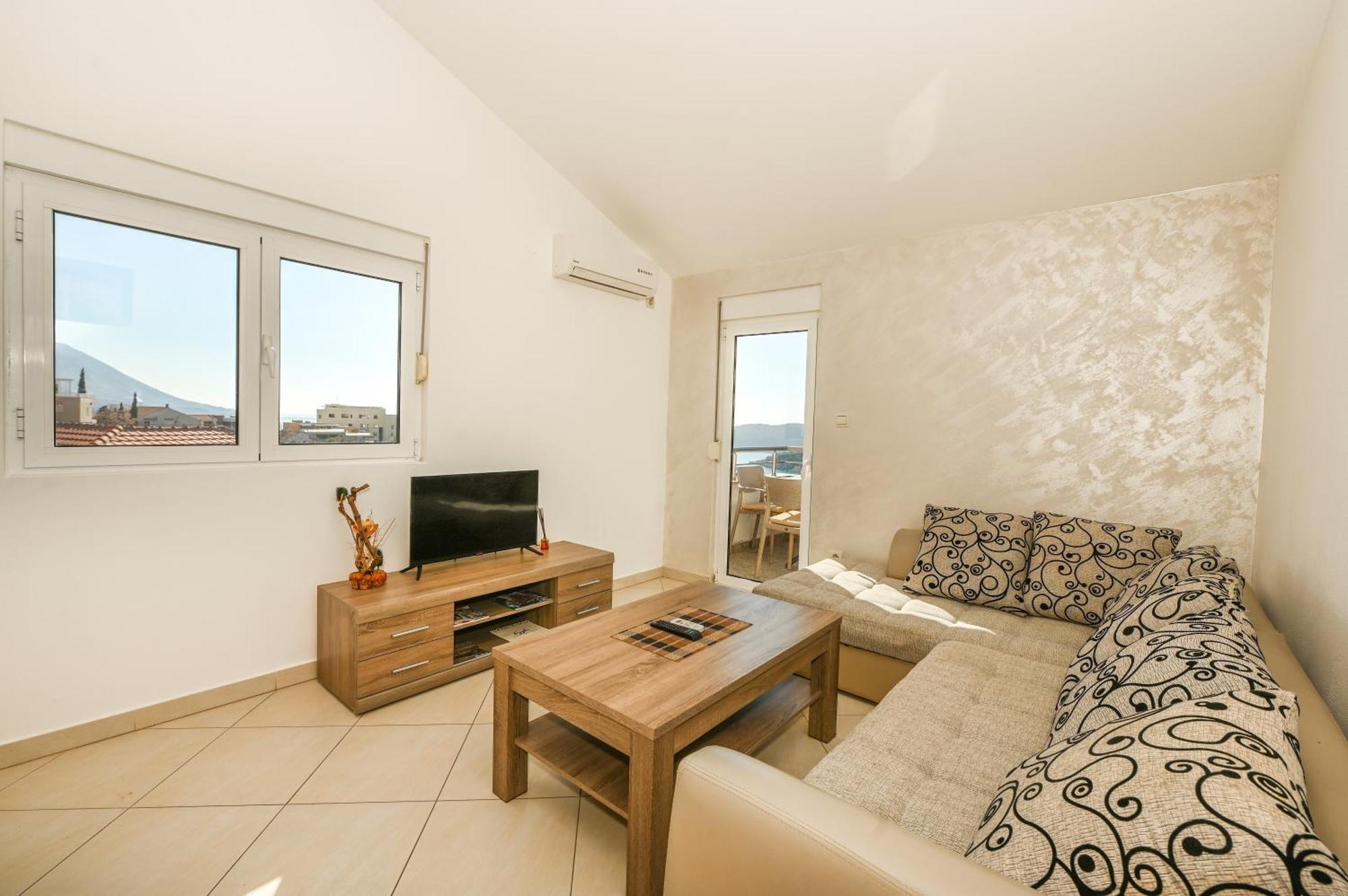 Villa Lux Rajovic Budva Bagian luar foto