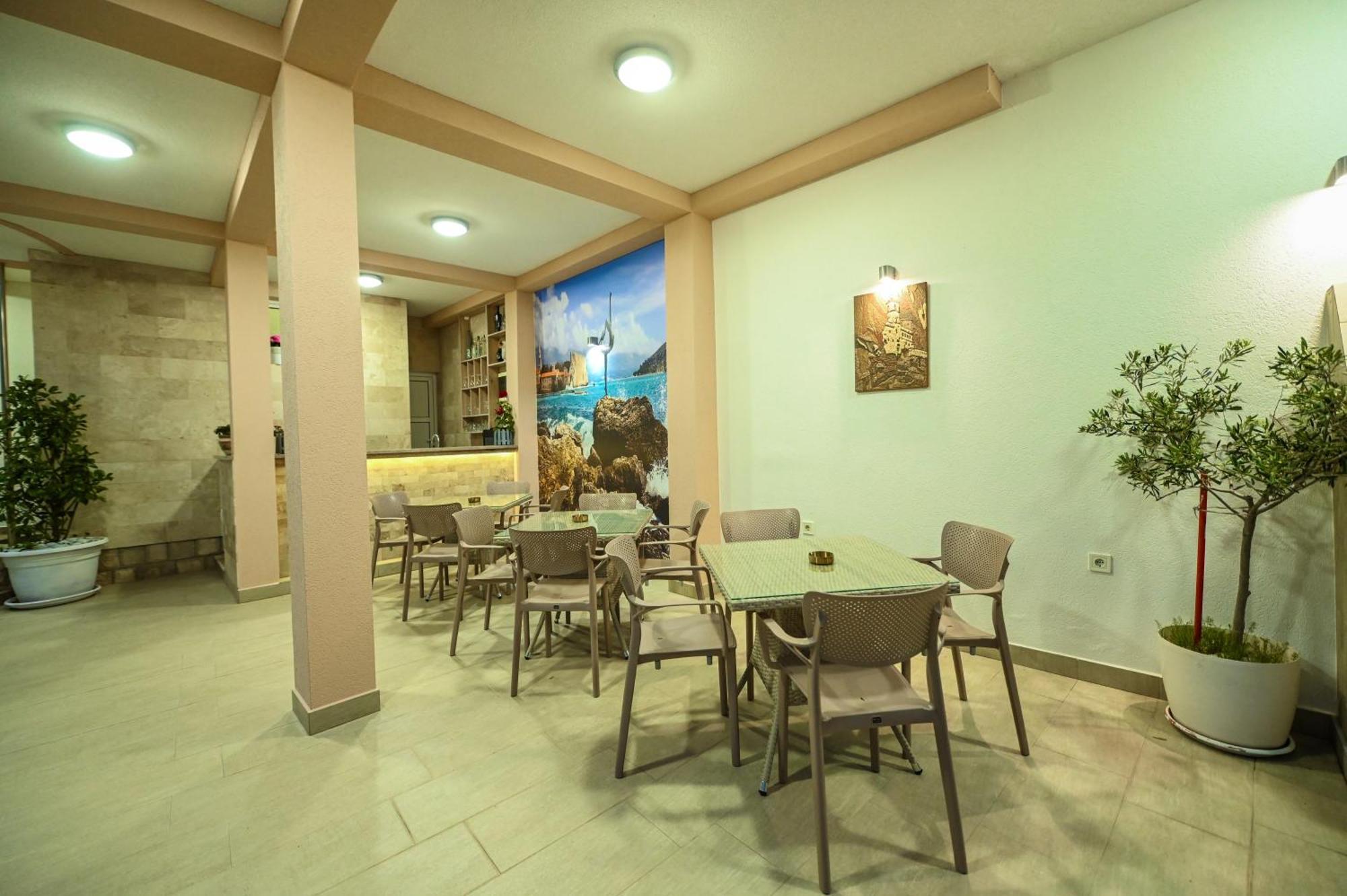 Villa Lux Rajovic Budva Bagian luar foto